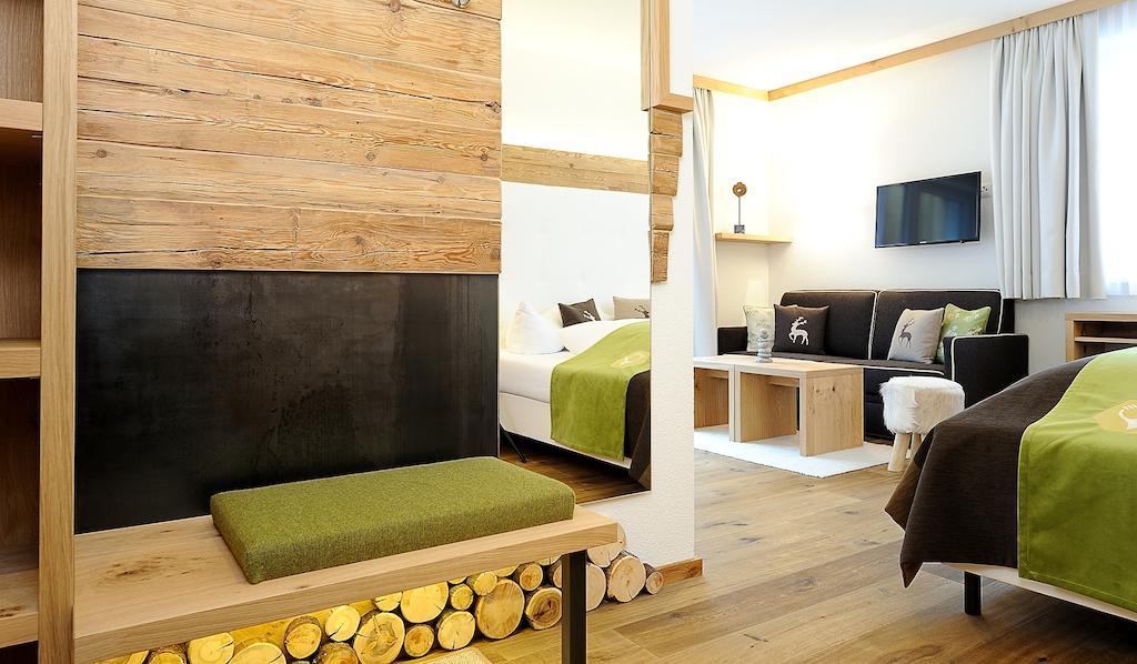 Post Hotel Paznaun Зе Номер фото